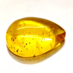 Cabochon in ambra naturale da 8,78 ct, taglio 22,44x16,34 mm