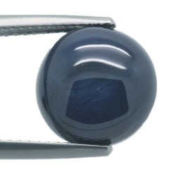 Saphir bleu 8,62 ct taille ovale 11,1x5,9 mm