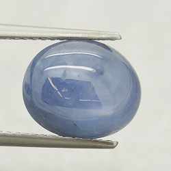 7.93ct Zafiro Estrella Cabujon Oval