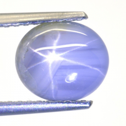 2.79ct Saphir Étoilé Cabochon Ovale 8.22x6.86mm