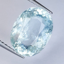 3.03ct Aquamarin Oval Schnitt