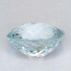 3.88ct Acquamarina in Faccettato Ovale