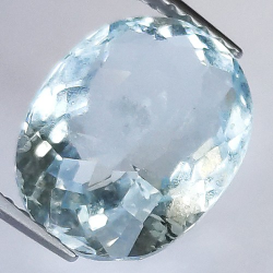 4.11ct Acquamarina in Faccettato Ovale