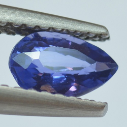 0.68ct Zafiro Azul Talla Pera