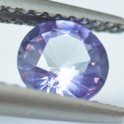 0.92ct Zafiro con Cambio de Color Talla Redonda