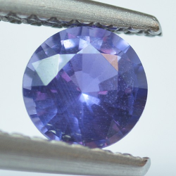 0.64ct Zaffiro con Cambio di Colore in Faccettato Rotondo