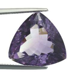 18,92ct Amethyst im Billionenschliff, 17,7x17,6mm