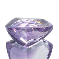 18,92ct Amethyst im Billionenschliff, 17,7x17,6mm