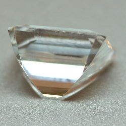 2.55ct Acquamarina in Faccettato Smeraldo