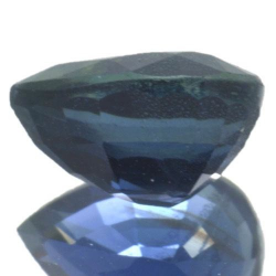 1,23 ct blauer Saphir im Ovalschliff, 7 x 5,1 mm