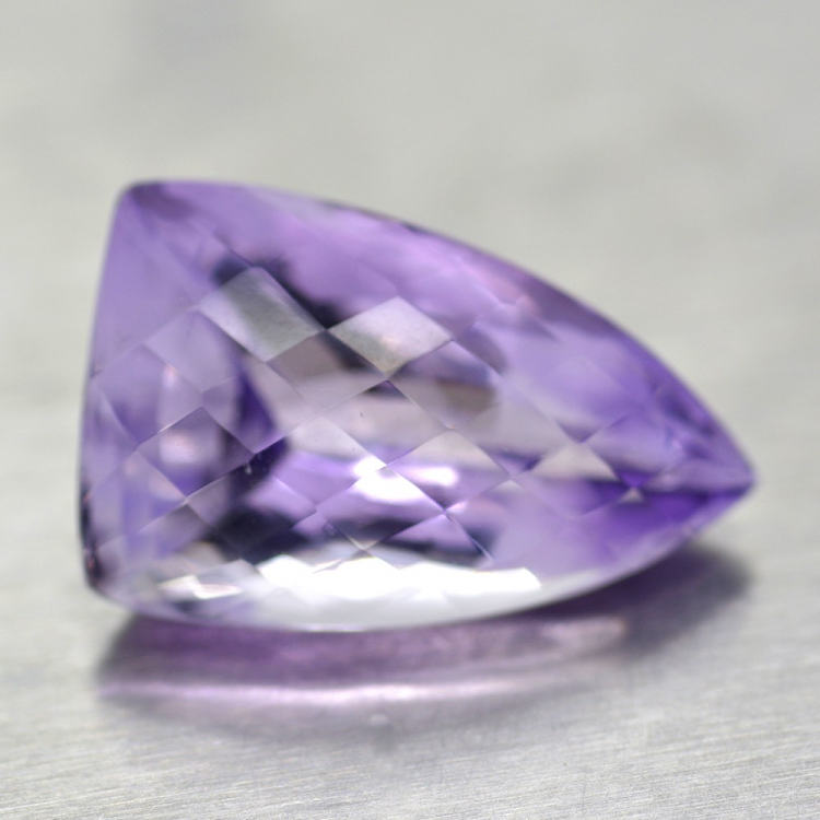 20.02ct Amethyst Fantasie Schnitt mit Schachbrett