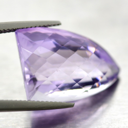 20.02ct Amethyst Fantasie Schnitt mit Schachbrett