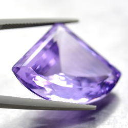 34.66ct Amatista Talla Fantasía