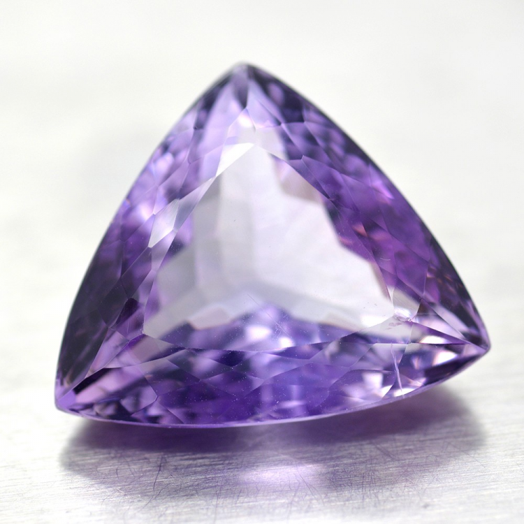 28.32ct Amethyst Trilliant Schnitt mit Schachbrett