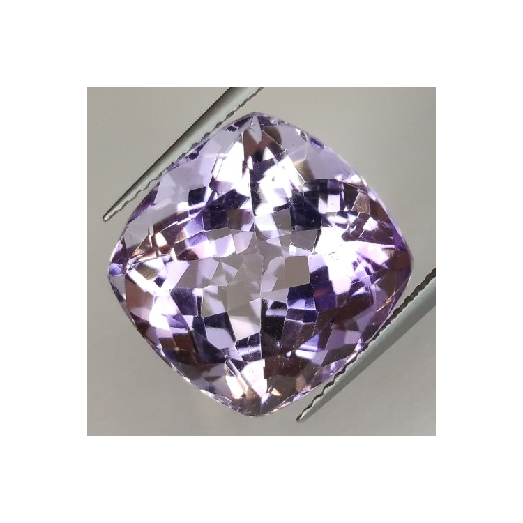 14.50ct Ametista Facettato Cuscino 14.54x14.27mm