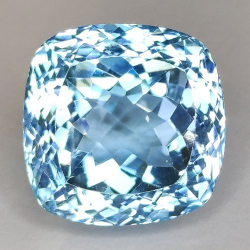 20.93ct Topazio Blu in Facetatto Cuscino