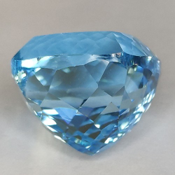 20.93ct Topazio Blu in Facetatto Cuscino