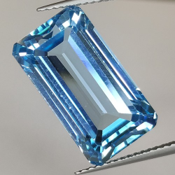 16.80ct Blue Topaz Emerald Cut