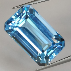 17.31ct Blau Topas Smaragd Schnitt