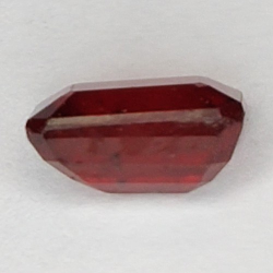 2,40ct Rubin smaragdschliff 8x5mm