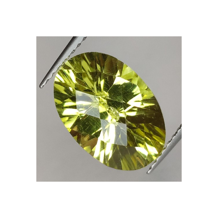 4.62ct Cuarzo Limón Talla Ovalada Cóncavo Damero