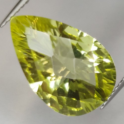 6.07ct Quartz Citron Taille Poire Concave Damier