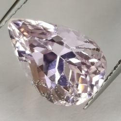 4.66ct  Kunzite Pear Cut