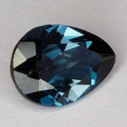 Gemas de TOPACIO AZUL en TALLA FANTASIA de 2.03ct. 9X7mm.