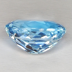 Gemas de TOPACIO AZUL en TALLA FANTASIA de 3.12ct. 7X11mm.