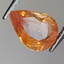 0.62ct Padparadscha Saphir Taille Poire 6.46x4.54mm