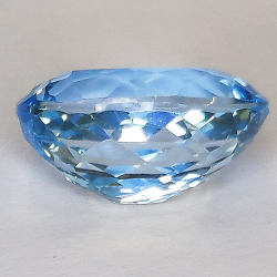 10.41ct Topaze Bleu Suisse Taille Ovale