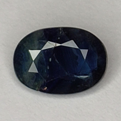 0,89 ct blauer Saphir im Ovalschliff 7,0 x 4,9 mm