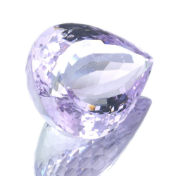 73,65ct Améthyste taille poire 32,58x25,30mm