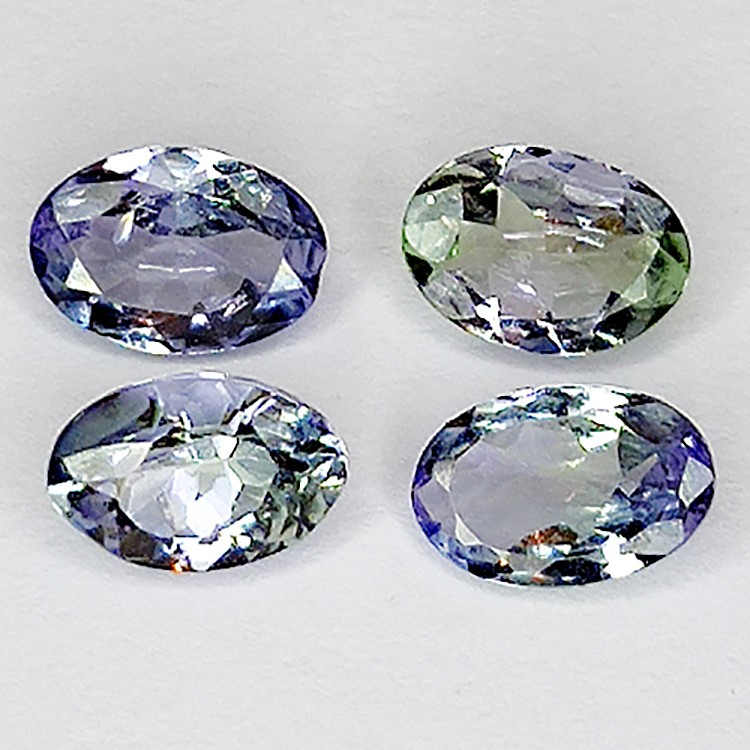 1,78 ct Tansanit oval geschnitten 6x4mm 4 Stck...