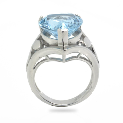 Blue Topaz & 925 Sterling Silver Ring