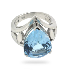 Blue Topaz & 925 Sterling Silver Ring