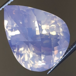 13.46ct Amatista Lavanda Talla Pera con Damero