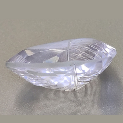 11.28ct Amethyst Birne Schnitt mit Gravur