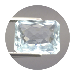 4,75ct. Aquamarine Emerald Cut