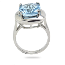 Blue Topaz & 925 Sterling Silver Ring