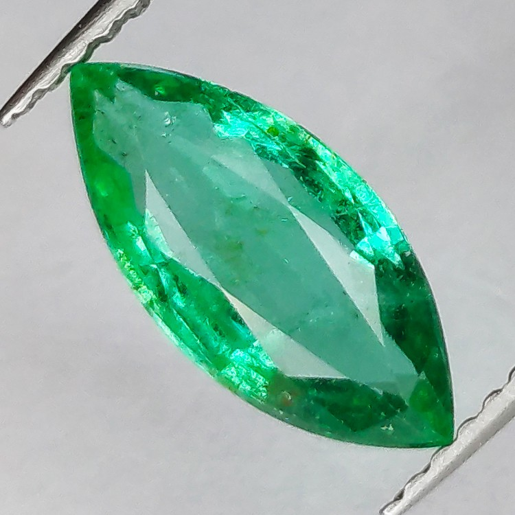 1.61ct Esmeralda Talla Marquis 12.32x5.69mm