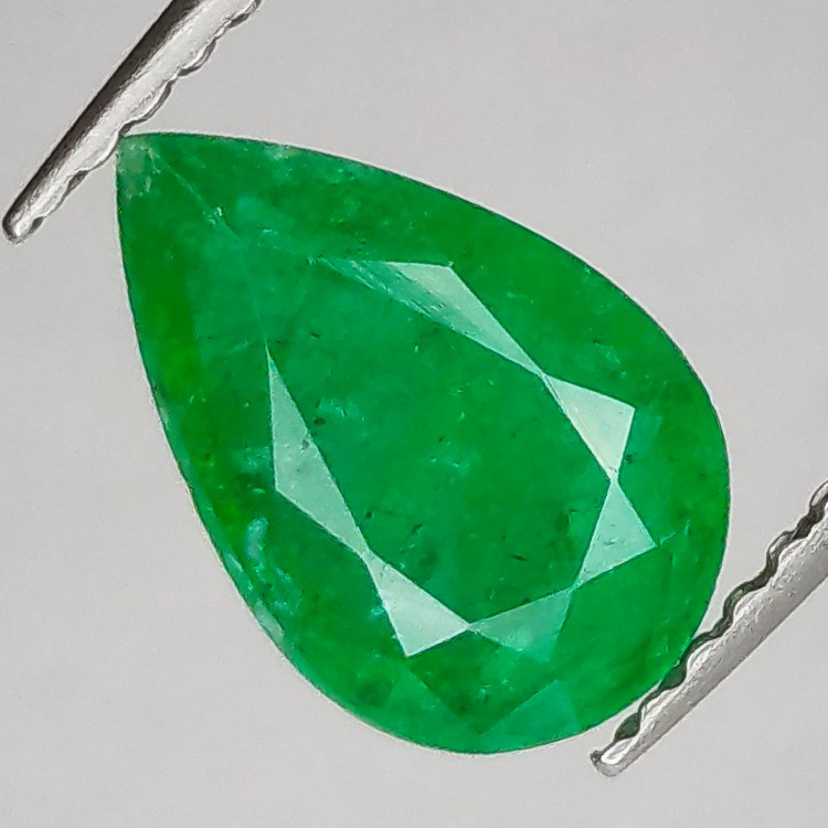 1,60ct Émeraude Taille Poire 9,73x6,31mm