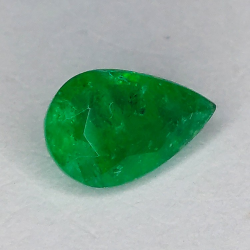 1,60 ct Smeraldo taglio a pera 9,73 x 6,31 mm