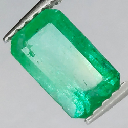 1,13 ct Émeraude Taille Émeraude 7,98x4,66 mm