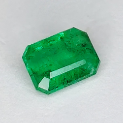 1.06ct Émeraude Taille Émeraude