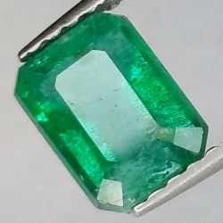 1.18ct Émeraude Taille Émeraude