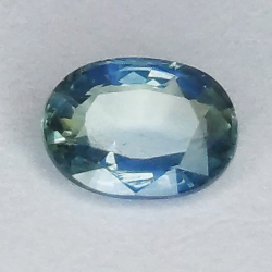 1.10ct Saphir Oval Schnitt