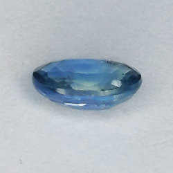 1.10ct Saphir Oval Schnitt