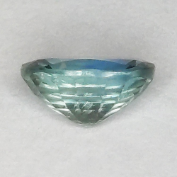 1,03 ct Saphir im Ovalschliff 6,84 x 5,08 mm