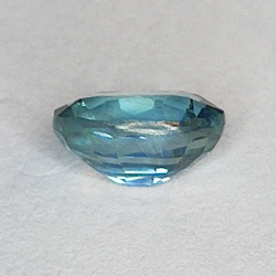 Zaffiro a taglio ovale da 1,42 ct, 7,18 x 5,28 mm